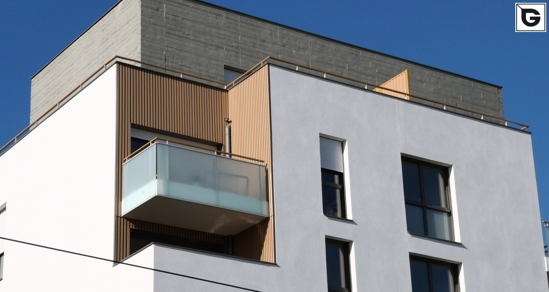 Wohngebäude_Offene Fassadenverkleidung - verti._Wohnhaus
